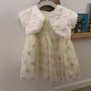 Baby girl holiday dress with shoes and tights 0-3 months